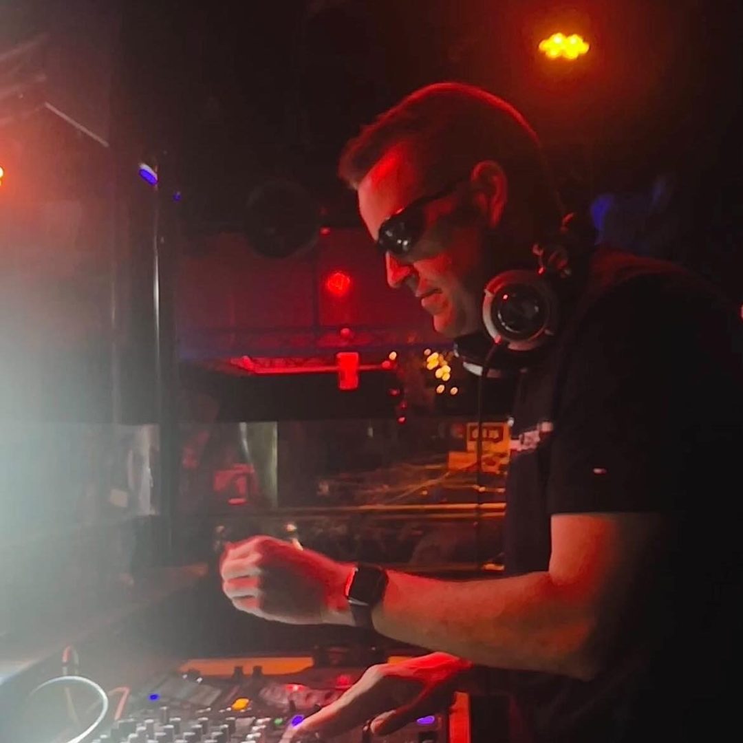 DJ Silencer